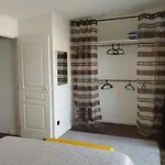 Maison Individuelle A Holiday home *