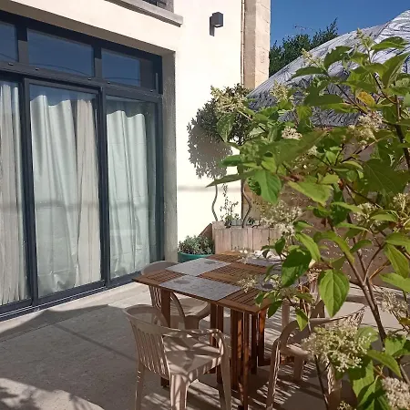 Maison Au Calme Avec Terrasse Et Parking Prive Proche Centre * Caen