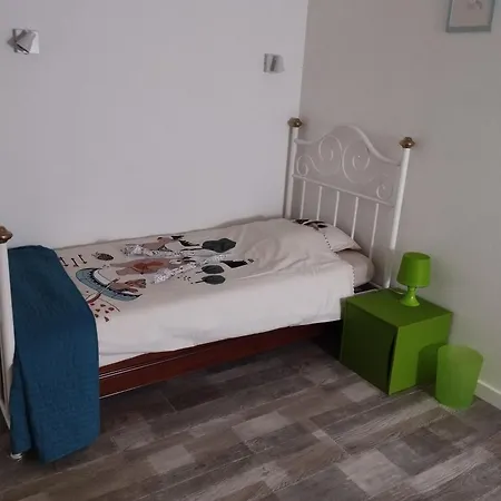 펜션 Maison Au Calme Avec Terrasse Et Parking Prive Proche Centre *