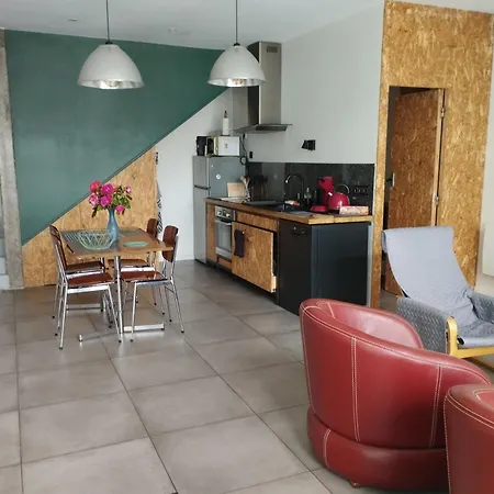 Maison Au Calme Avec Terrasse Et Parking Prive Proche Centre