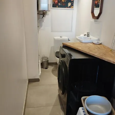 Maison Au Calme Avec Terrasse Et Parking Prive Proche Centre Dom wakacyjny Caen