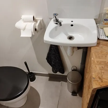 펜션 Maison Au Calme Avec Terrasse Et Parking Prive Proche Centre *