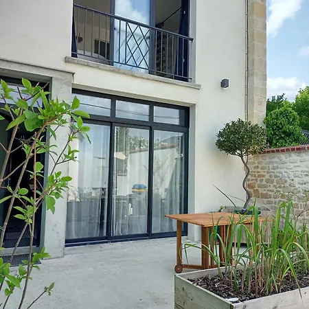 Maison Au Calme Avec Terrasse Et Parking Prive Proche Centre *